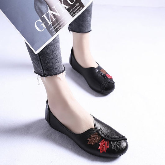 Zapatos cómodos para mamá con bordados elegantes - Image 3