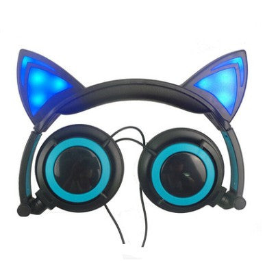 Audífonos Inalámbricos con Orejas de Gato Luminosas y Diseño Plegable - Image 5