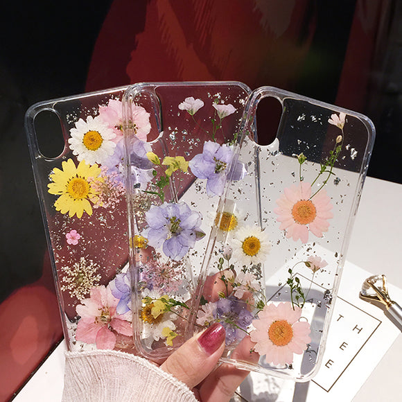 Funda para móvil con flores secas