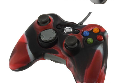 Red, black, and white camouflage silicone case for an Xbox 360 controller, featuring textured grips. - Image 2