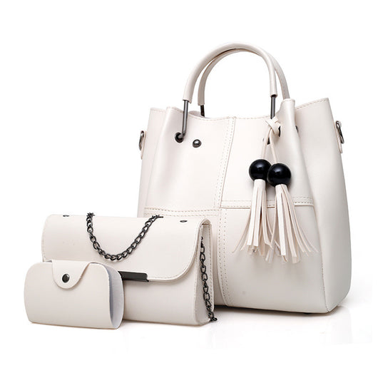 Bolso Bandolera Multifuncional para Mamá con Tres Compartimentos y Detalles en Borlas - Image 6