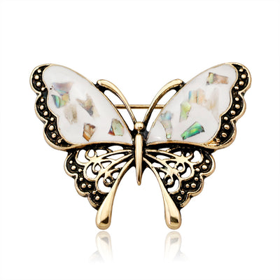 Broche Mariposa de Concha Natural - Image 5