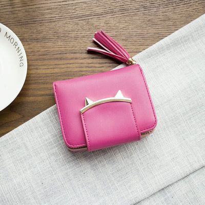 Billetera Compacta para Mujer con Diseño de Orejas de Gato, Cuero Genuino y Borlas - Image 9