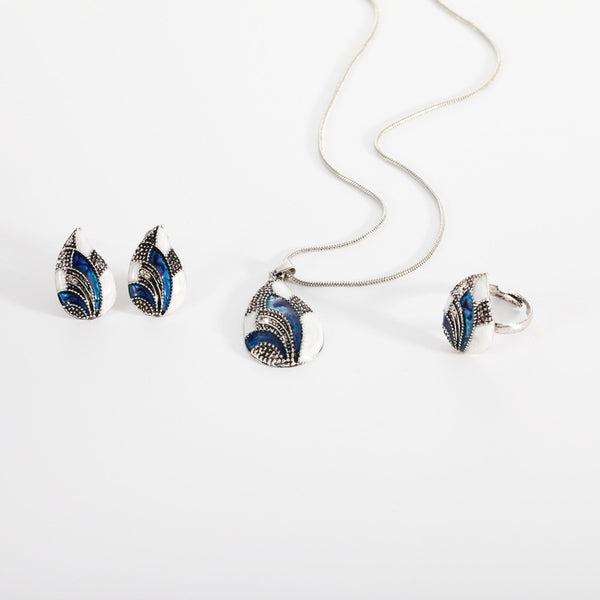 Conjunto de Collar, Aretes y Anillo Geométrico