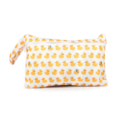 Bolsa Organizadora de Pañales con Estampado Infantil y Cierre Único - Image 7