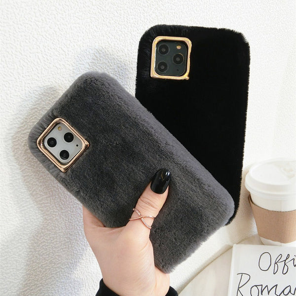 Funda para Celular Conejo de Peluche