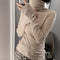 Camisa de Cuello Alto Ajustada