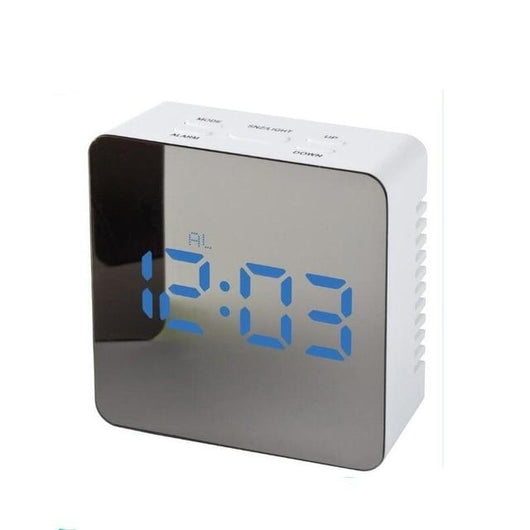 Espejo LED Multifuncional con Reloj Digital - Image 11