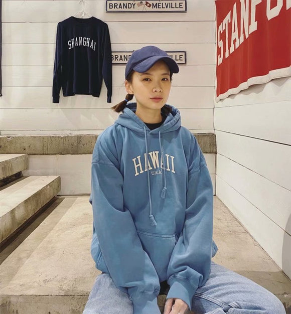 Sudadera con Capucha de Forro Polar Azul Neblina con Bordado de Letras