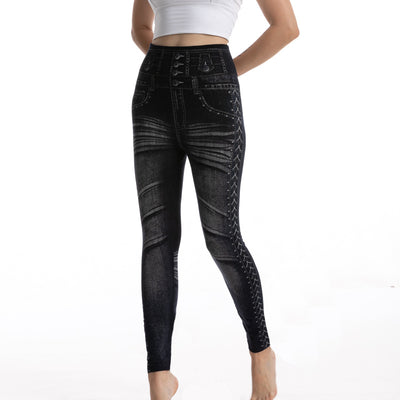 Pantalones Capri Slim Fit Transpirables en Negro - Image 6