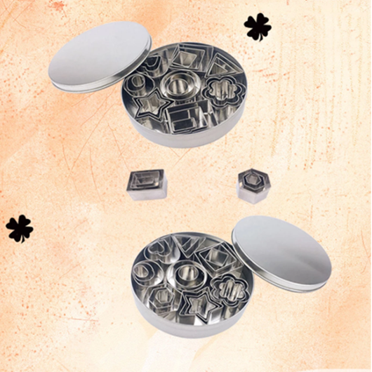 Juego de 24 Moldes para Galletas en Acero Inoxidable - Image 3