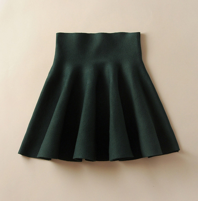 Falda Corta Tejida con Drapeado Elegante - Image 8
