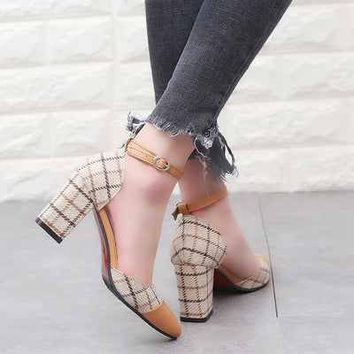 Zapatos de Tacón Grueso Alto con Hebilla - Diseño Combinado de Colores - Image 4