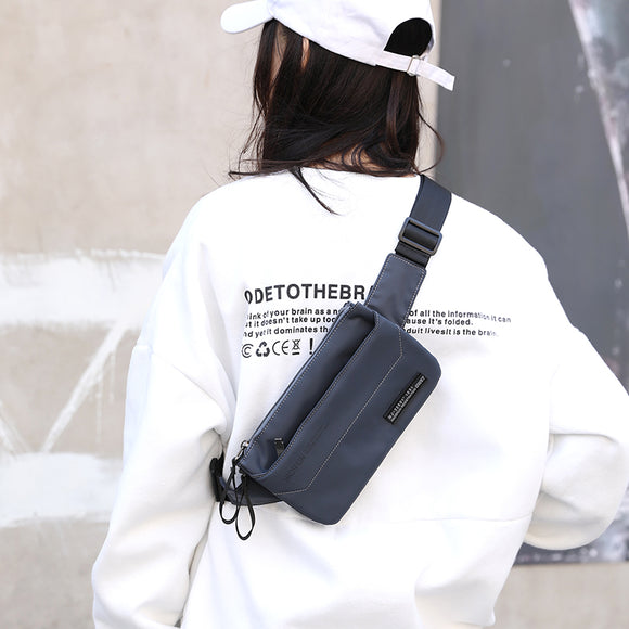 Bolsa de Pecho Nylon con Correa Ajustable