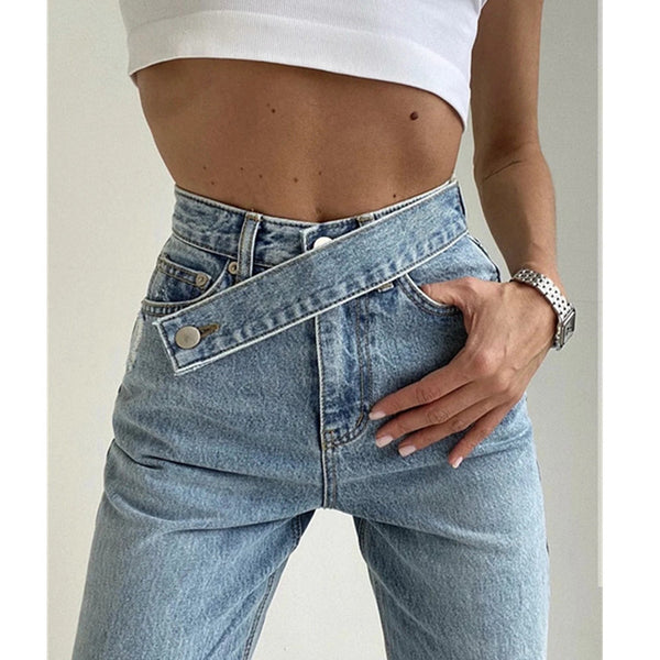 Jeans Cintura Alta con Pretina Inclinada