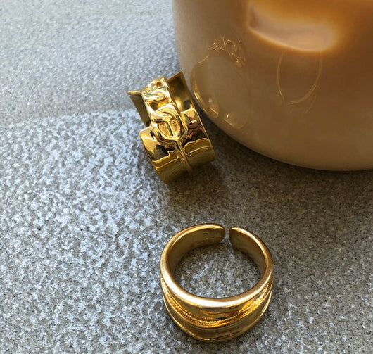 Anillo Geométrico Minimalista de Diseño Irregular para Mujer - Image 3
