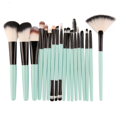 Set Profesional de 18 Brochas de Maquillaje MAANGE con Diseño Abanico - Image 9