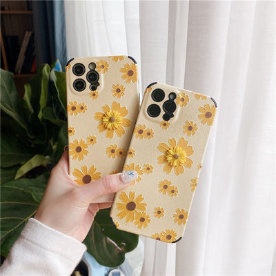 Funda Suave de Piel de Cordero con Textura Margarita 3D y Perforaciones de Silicona - Image 7