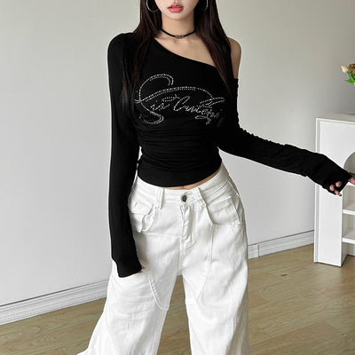 Blusa Fuera del Hombro con Detalle de Letras y Escote Asimétrico - Image 17