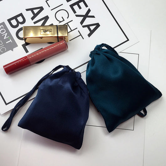 Bolsa de Seda para Máscara Ocular, Joyas y Cosméticos - Image 36