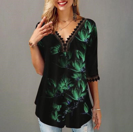 Playera Femenina con Panel de Encaje y Mangas Tres Cuartos - Image 10