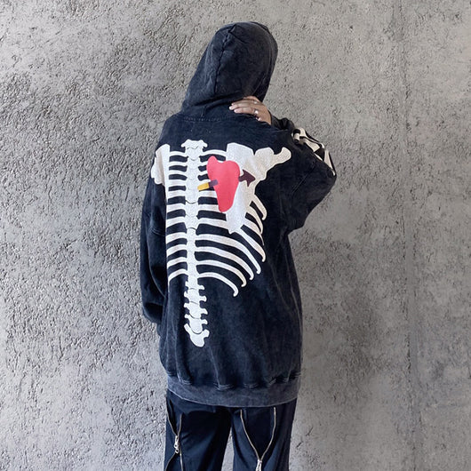 Sudadera con Capucha Estampado Corazón Óseo - Image 4