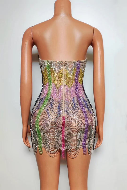 Vestido de Fiesta con Cadena de Perforación - Deslumbrante Atuendo para Celebraciones - Image 9