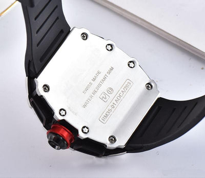 Reloj de Cuarzo para Hombre con Correa de Silicona Diseño Calavera - Image 3