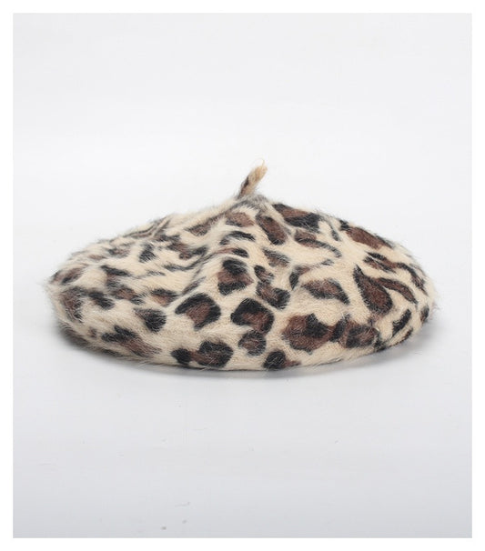 Boina Retro Leopardo Artista - Estilo Versátil e Icónico