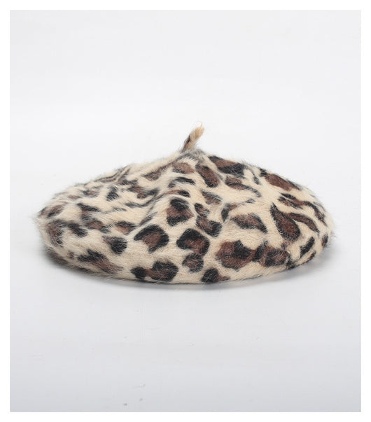 Boina Retro Leopardo Artista - Estilo Versátil e Icónico