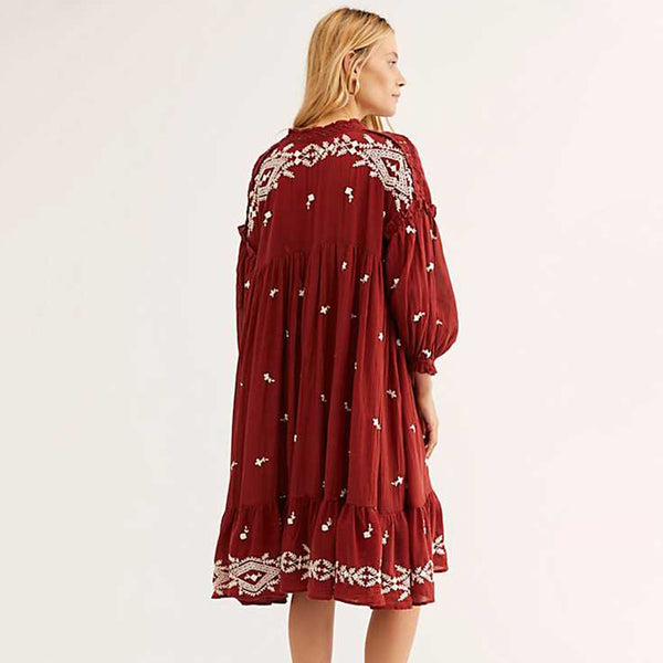Falda Elegante con Escote V y Bordado Integral