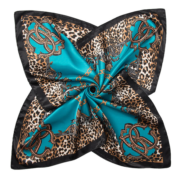Pañuelo Cuadrado Grande Estampado Leopardo y Cadena - Imitación Seda Malasia