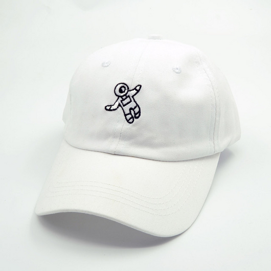 Gorra de Béisbol Bordada con Astronauta - Image 4