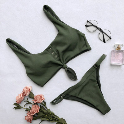 Bikini con Nudo en el Pecho - Image 20
