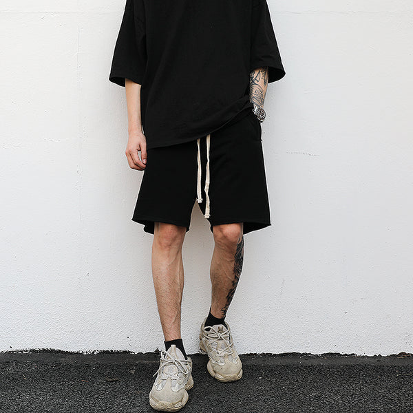 Shorts sueltos con ruedo sin rematar