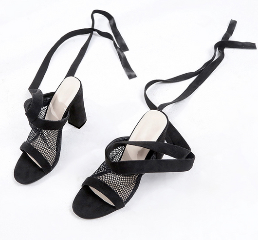 Sandalias de Tacón Alto con Tiras Cruzadas y Cordones - Image 5