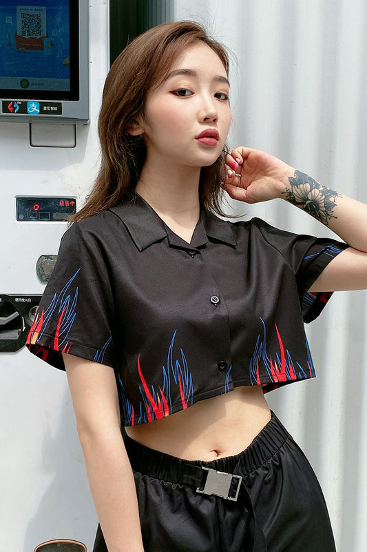 Blusa Corta Estampado Flama para Mujer - Estilo Street Chic - Image 2
