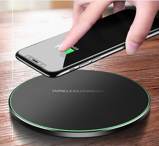 Cargador Inalámbrico Rápido para iPhone y Samsung - Image 3