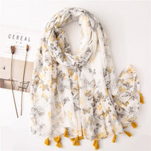 Chal Foulard de Algodón y Lino con Estampado de Hojas de Uva y Borlas - Image 13