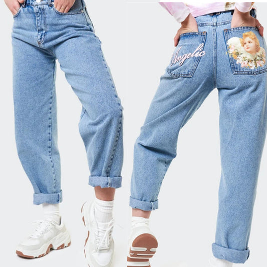 Pantalón Harem Denim Talle Alto con Estampa Ángel - Corte Suelto y Versátil