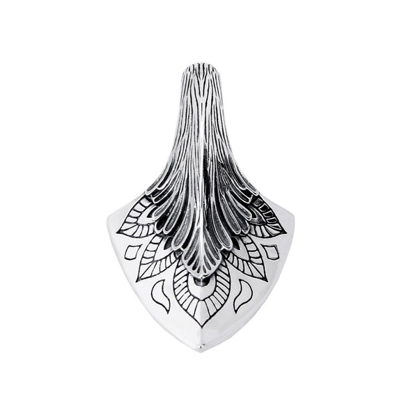 Dije Hacha Plata Esterlina con Cadena Quilla Vintage