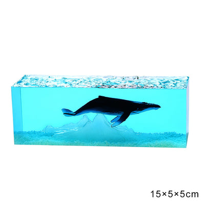 Lámpara Decorativa de Ballena en Resina - Iluminación de Lujo para Amigos - Image 8
