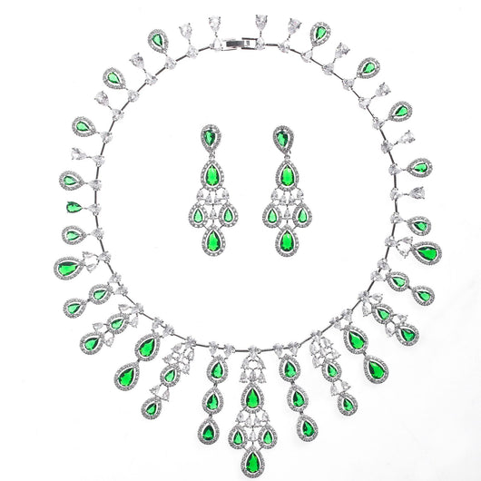 Conjunto de Collar y Aretes de Circón con Efecto Gota de Agua Iridiscente - Image 5