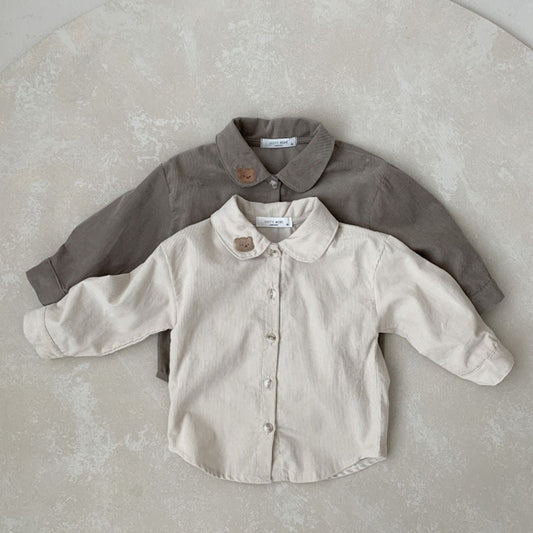 Camisa Estilo Western con Detalle de Oso en Solapa