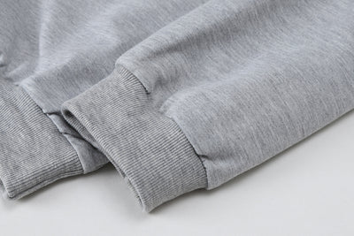 Suéter V-Neck Gris para Mujer - Diseño Minimalista y Sofisticado - Image 4