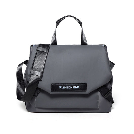 Bolsa Crossbody Impermeable para Ciclismo y Viajes - Compacta y Resistente - Image 5