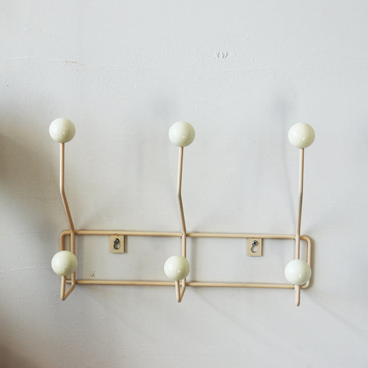 Gancho Decorativo de Hierro Estilo Coreano para Abrigos y Accesorios - Image 2