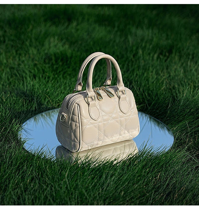 Bolso Mensajero Boston de Cuero Genuino con Diseño Rombo - Image 22