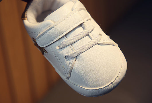 Zapatillas Deportivas para Bebé Blancas de Algodón con Suela Suave - Image 13