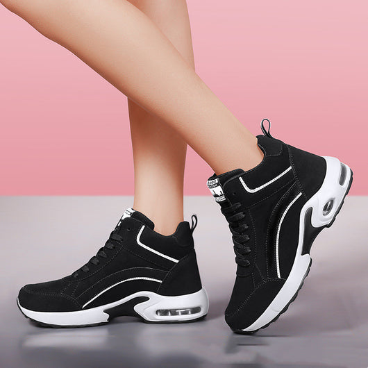 Zapatos de Baile para Mujer con Suela Blanda y Tacón en Gamuza - Image 3